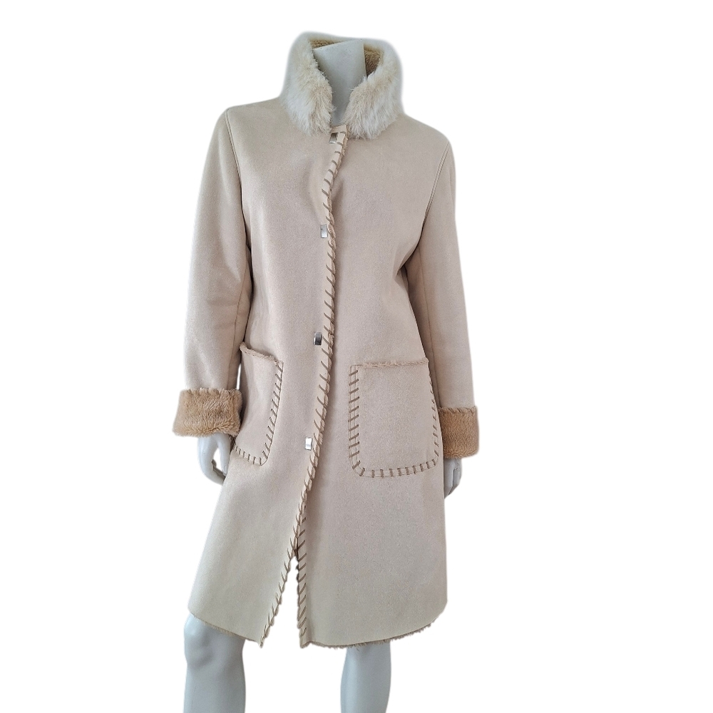 Elegant Vegan Cream Women's Coat Faux Fur & Faux Suede - Picture 2 of 13
